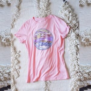 5 {for} 25 ✨ AEO American Eagle Cali Graphic Tee